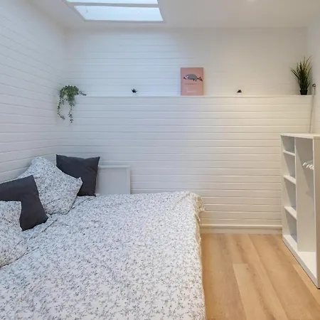 Yser Apartment *